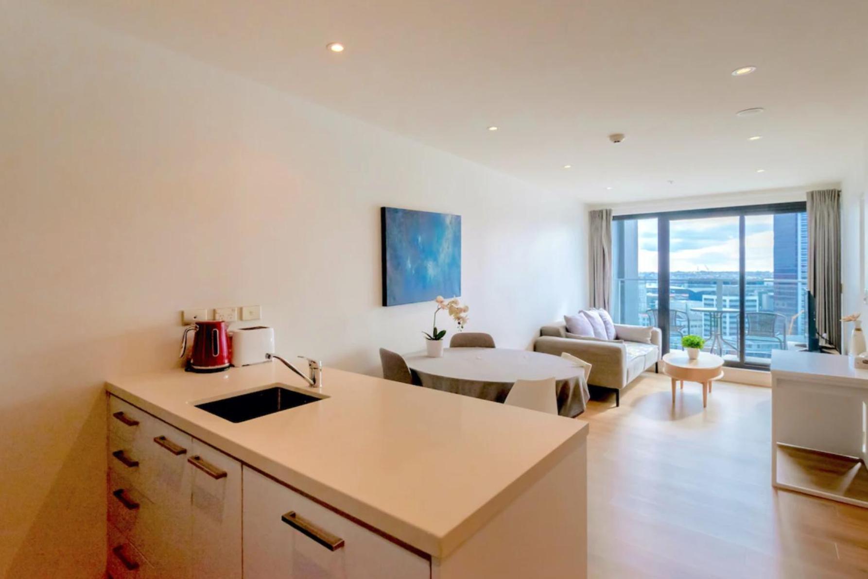 Skytower And City View 2 Bedroom Apartment On High Floor Auckland Exterior photo