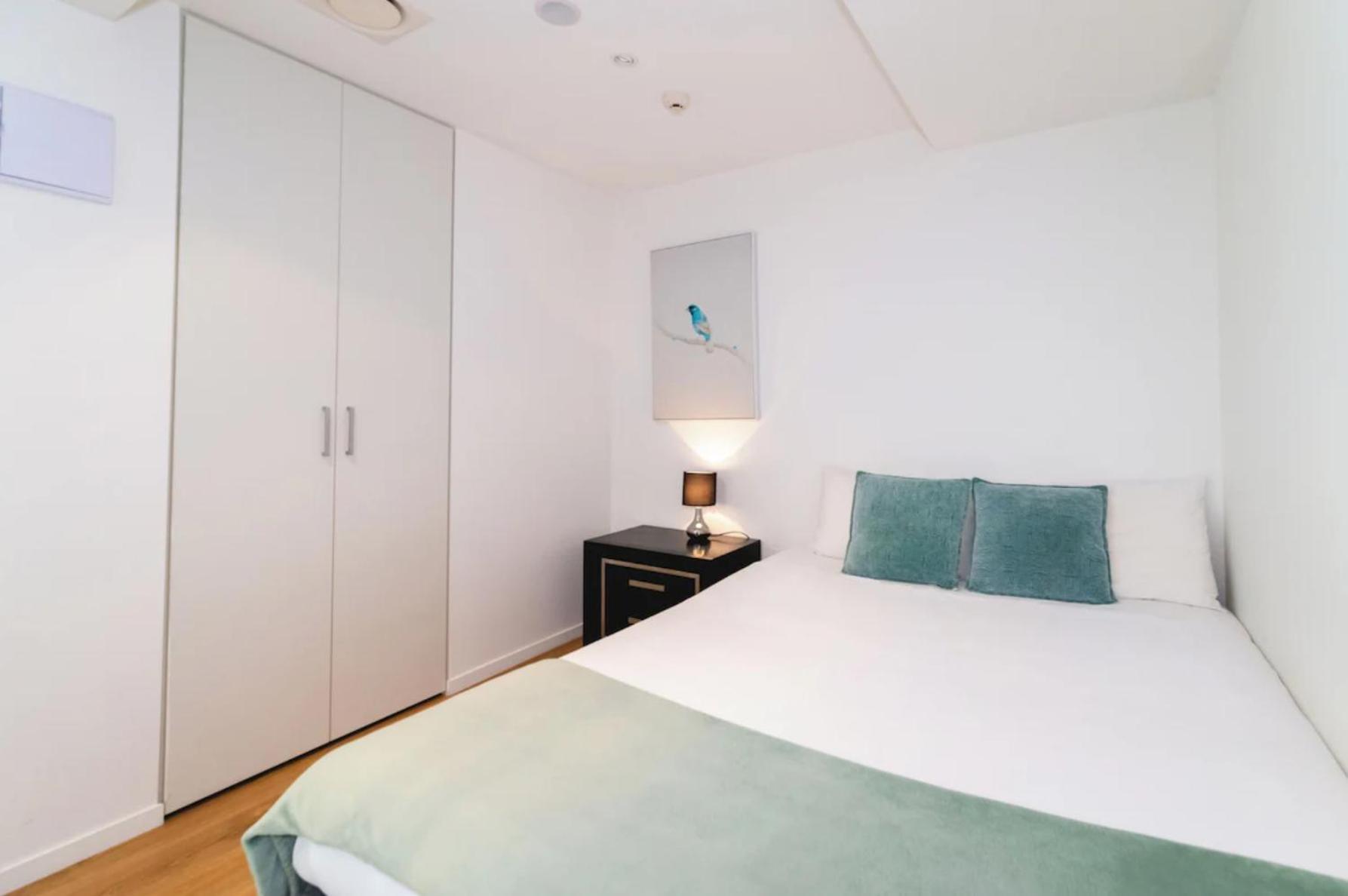 Skytower And City View 2 Bedroom Apartment On High Floor Auckland Exterior photo